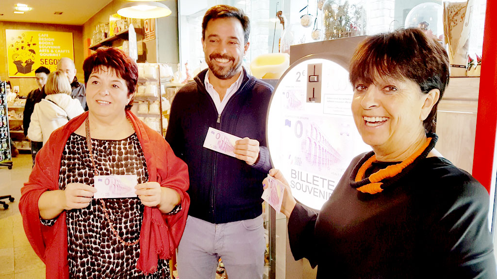 El Acueducto protagoniza un nuevo billete destinado a coleccionistas 2 Presentacion del billete del acueducto