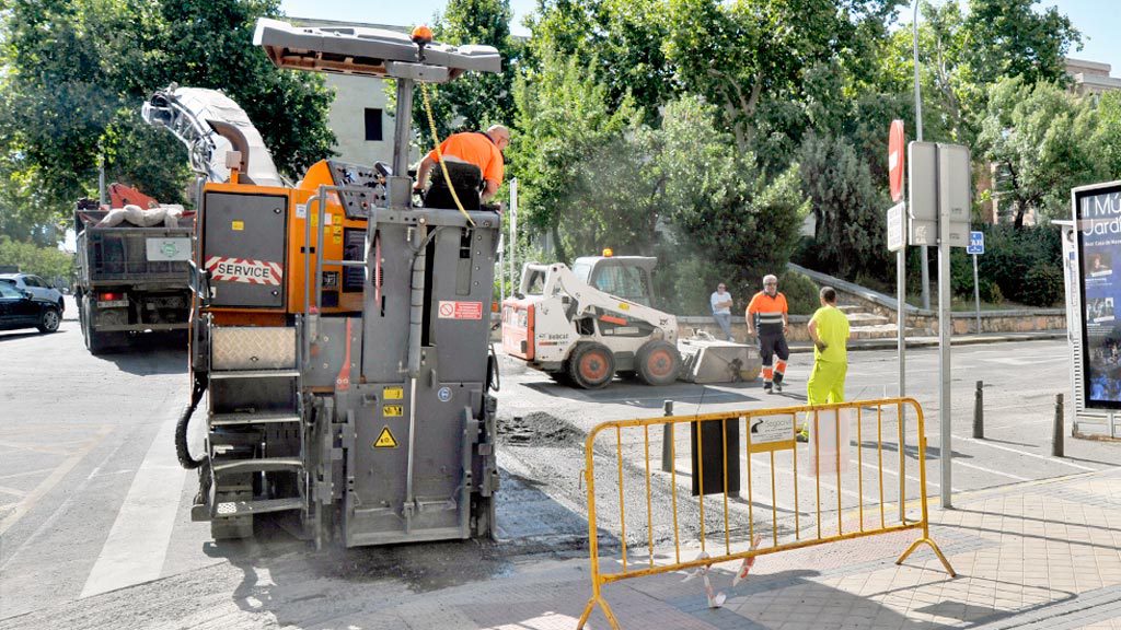 La ciudad suma más obras programadas en los meses de verano 2 06-3kama_Ayuntamiento-Plan-Asfaltado_KAM2562