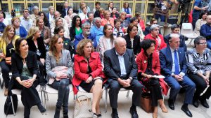 06 1kama ayuntamiento medalla oro ciudad aecc kam3527