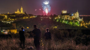 Epílogo festivo en Segovia 2 08 1kama fiestas fuegos kam5316