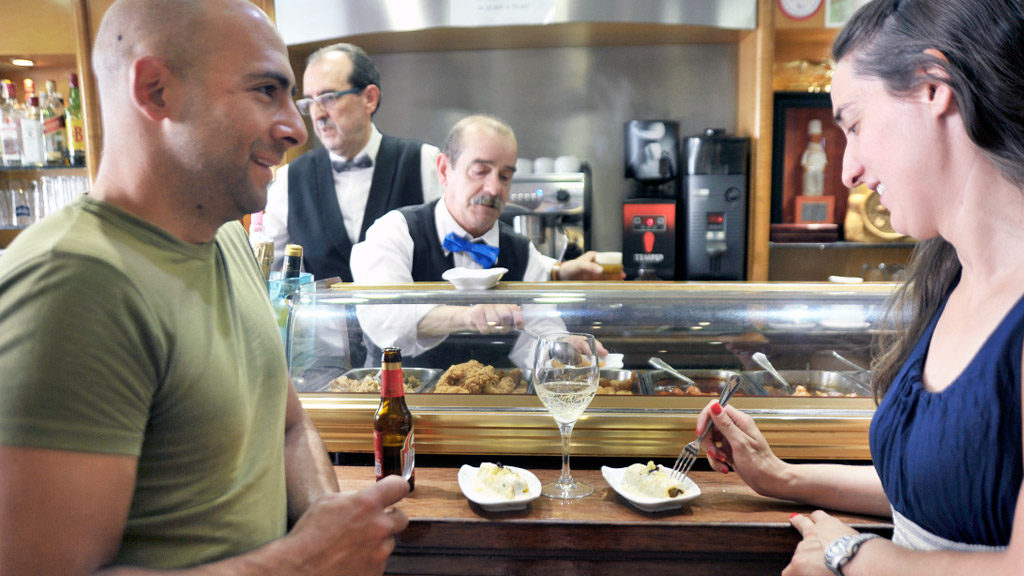 Epílogo festivo en Segovia 4 08 4kama fiestas tapa decalles kam4276