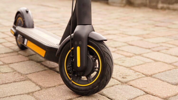 Comunicado oficial de la DGT sobre la normativa sobre los patinetes: esto es todo lo que debes saber 1 Comunicado oficial de la DGT sobre la normativa sobre los patinetes: esto es todo lo que debes saber