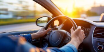 ¿Hay una edad máxima para renovar el carnet de conducir? Esto es lo que dice la DGT