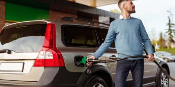 Cómo repostar gasolina