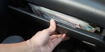 La DGT lo confirma: 500 euros de multa si no llevas esto en tu coche