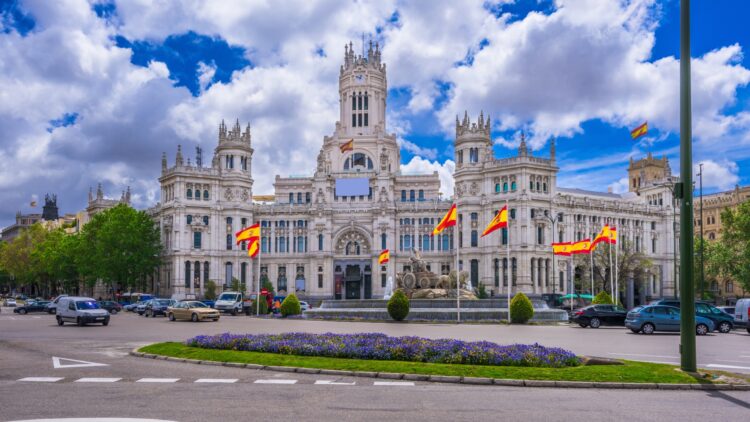 La lista de coches sin etiqueta medioambiental que van a poder seguir circulando en Madrid 1 Madrid