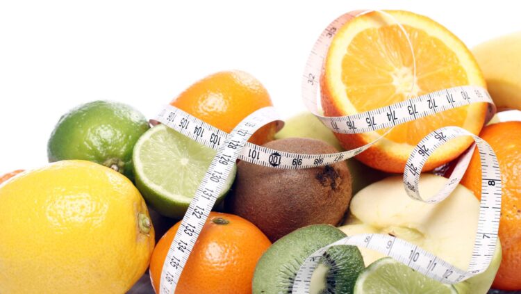 Pierde peso cenando estas 8 frutas: son las que más proteínas contienen