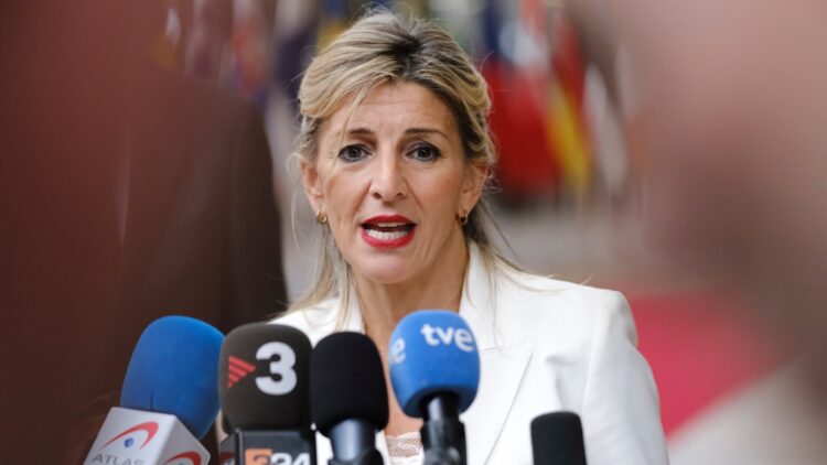 Trabajo lo hace oficial: multas de hasta 225.000 euros por hacer esto