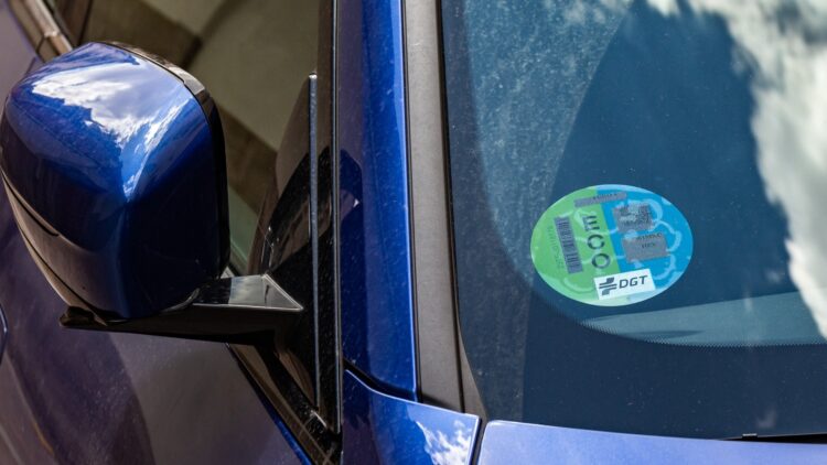 Así puedes cambiar la etiqueta de tu vehículo a ECO.