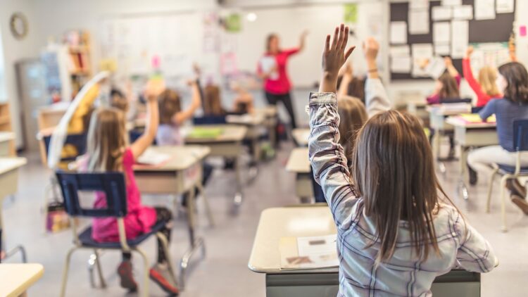 La dura crítica de un chino residente en España sobre la educación de nuestro país: confrontación vs conciliación