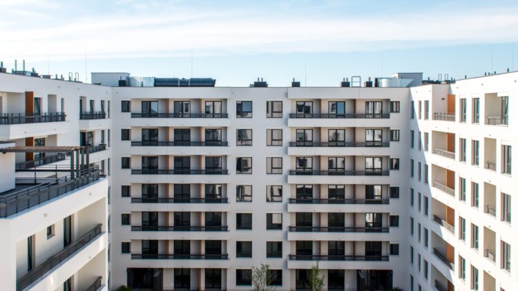 Hacienda te va a sancionar si tienes más de una vivienda y no cumples estos requisitos