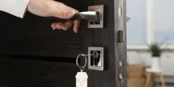 Esta es la forma correcta de dejar las llaves para que los ladrones no puedan entrar en tu casa