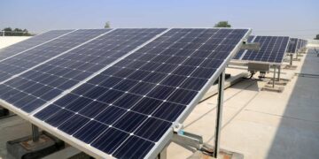 ¿Cuántos paneles solares se necesitan para iluminar una casa? Precio aproximado por panel