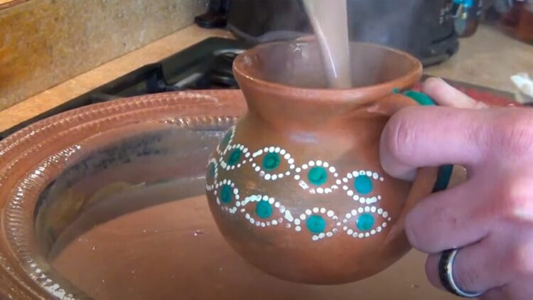 ¿Sabes lo que es el atole de nalga? Esta bebida de México te encantará.