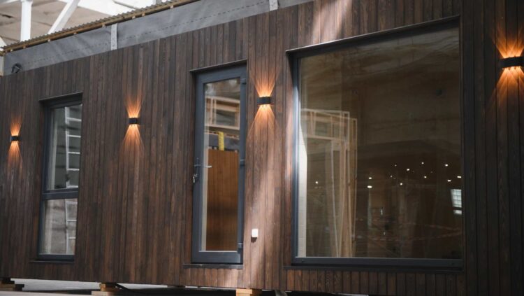 Amazon lo vuelve a hacer: una casa prefabricada de tres dormitorios por 12.000 euros