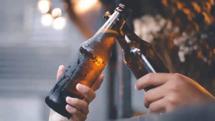 Este experto pone fin al debate de la mejor marca de cerveza: San Miguel, Mahou, Amstel o Estrella Galicia.