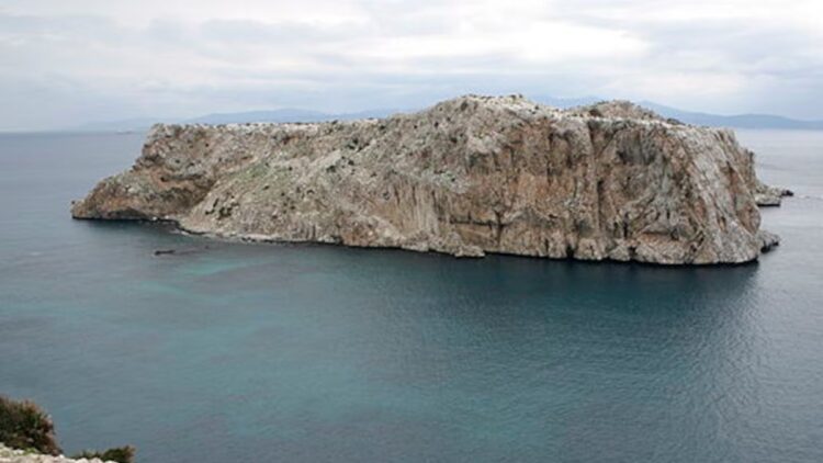 Esto es lo que ha sucedido en isla Perejil: la Guardia Civil, en alerta