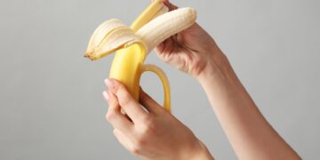 ¿Comer un plátano después de la cena es bueno? Los expertos tienen la respuesta
