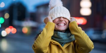 Las razones por las que los gorros de invierno tienen pompon