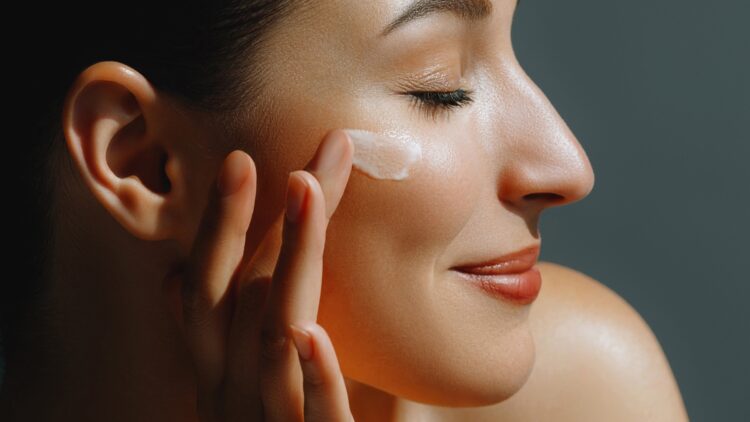 Slugging: técnica para hidratar la piel en invierno.