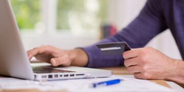 Este es el nuevo límite de transferencias bancarias entre familiares.