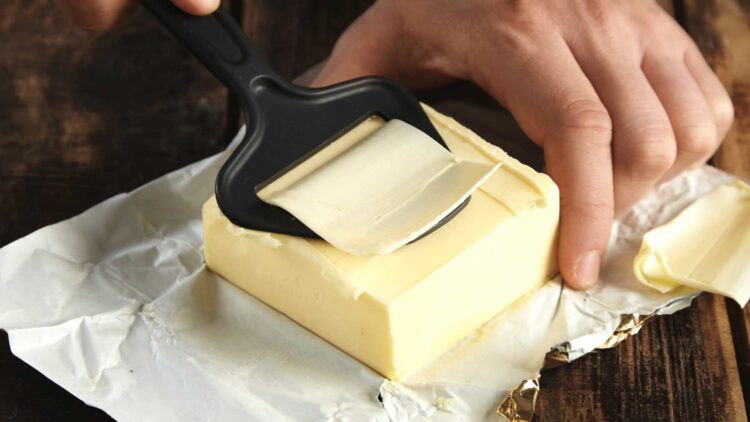 ¿Mantequilla o margarina? Descubre la elección más saludable según expertos en nutrición 1 ¿Mantequilla o margarina? Descubre la elección más saludable según expertos en nutrición