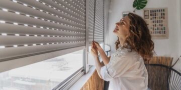 ¿Tienes la persiana atascada? Así puedes arreglarla sin gastar ni un euro