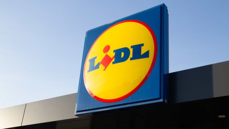 Lidl lo vuelve a hacer: el nuevo limpiador 3 en 1 que aspira, friega y seca en una sola pasada