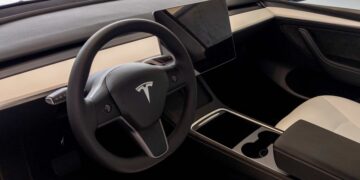 Tesla ofrece dos años de Supercarga gratuita al comprar un Model Y de inventario antes de esta fecha