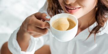 Esta nueva cafetera te ofrece unos resultados de cafetería de lujo en tu casa.