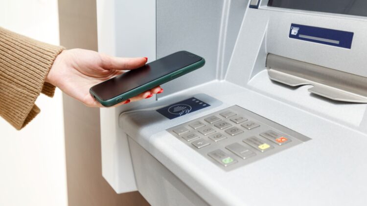 Herencia de una cuenta bancaria con varios titulares.