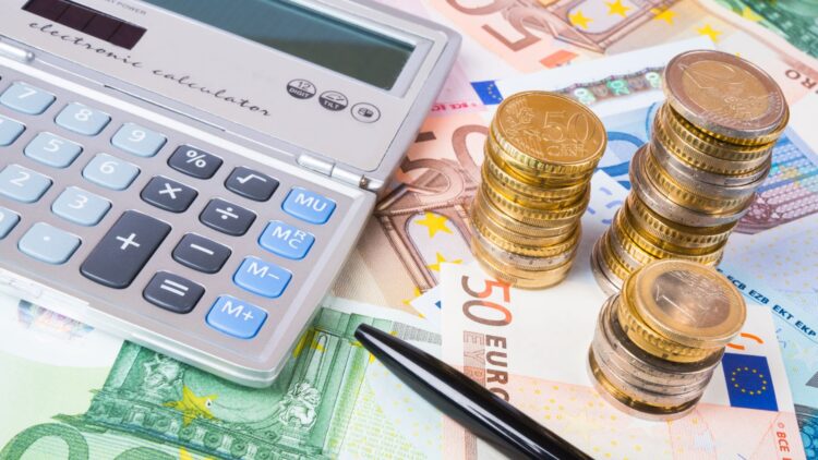 Llega un nuevo impuesto y afectará a todos los españoles a partir de esta fecha.