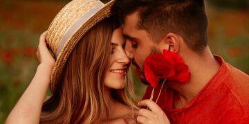 Adiós al mito del amor pasional: catedrático de Harvard revela el secreto de los matrimonios más felices