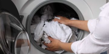Despídete de la aspereza: empresa portuguesa revela la temperatura exacta para lavar tus toallas y mantenerlas suaves