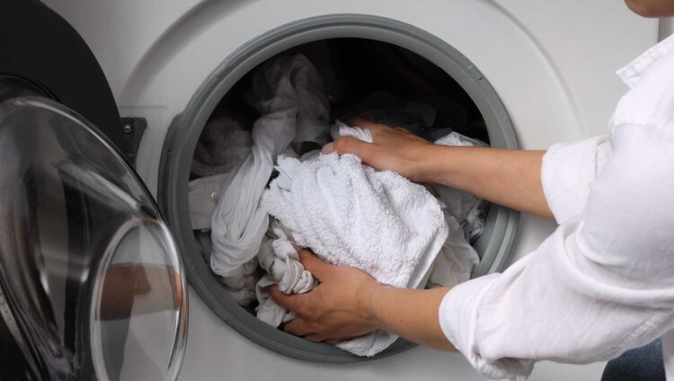 Adiós a la aspereza: empresa portuguesa revela la temperatura exacta para lavar tus toallas y mantenerlas suaves 1 Despídete de la aspereza: empresa portuguesa revela la temperatura exacta para lavar tus toallas y mantenerlas suaves