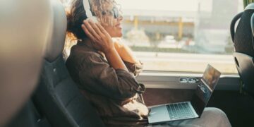 Renfe y autobuses estatales amplían la gratuidad de sus servicios