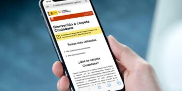 Ya es oficial: MiDNI se une a MiDGT y Mi Carpeta Ciudadana como el trío perfecto de la administración pública.