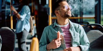 Vapear es más caro por orden del Gobierno: un nuevo impuesto sube el precio de los cigarrillos electrónicos