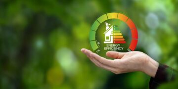 Confirmado: el 80% de los españoles quieren apostar por la eficiencia energética, pero no pueden por esta doble barrera