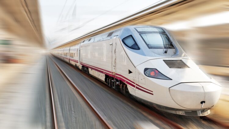 Ni AVE ni Alvia: un británico compara los trenes de España con los de su país y Renfe arrasa 1 Ni AVE ni Alvia: un británico compara los trenes de España con los de su país y Renfe arrasa