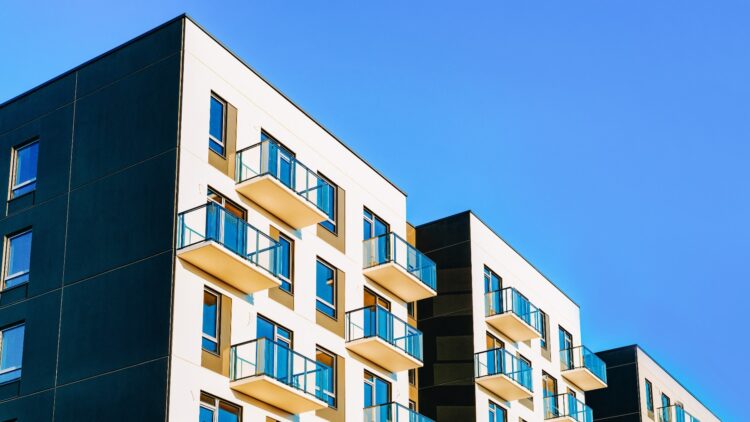 Confirmado por Hacienda: puedes deducirte el seguro de tu casa si cumples con alguno de estos requisitos