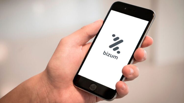 Confirmado: Hacienda intensifica la vigilancia sobre Bizum para prevenir fraudes y estos son los límites que impone 1 Confirmado: Hacienda intensifica la vigilancia sobre Bizum para prevenir fraudes y estos son los límites que impone