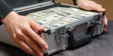 El CEO mejor pagado del mundo cobra más de 100 millones al año