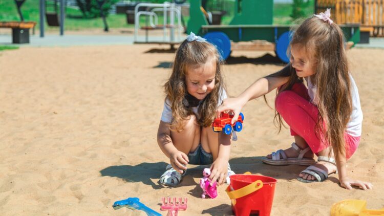 La ciencia desvela cuáles son los nombres de niñas más bonitos