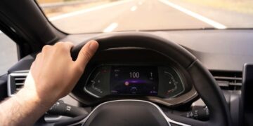 La DGT revela la velocidad exacta a la que debes ir para ahorrar gasolina