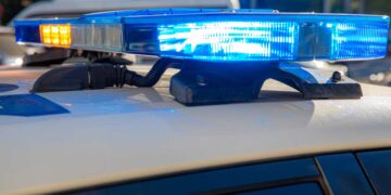 Ambulancia perseguida por la policía