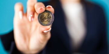 Esta moneda de 2 euros te pagará el hotel de tus vacaciones