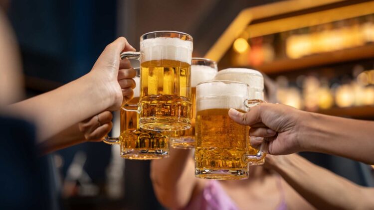 Adiós a la cerveza: un estudio revela los efectos negativos que tiene