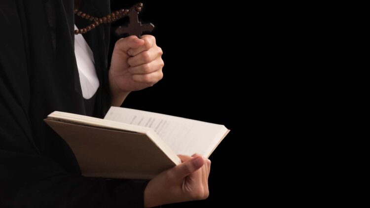 Así es vivir dentro de un convento: una monja de clausura habla sin filtros