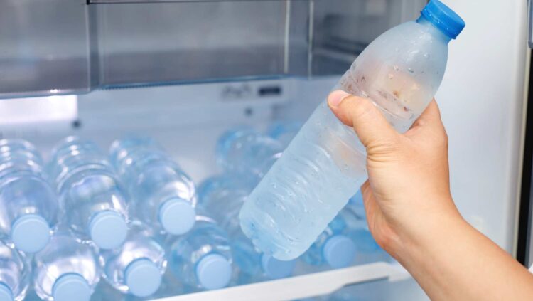 Confirmado: este truco casero para tener siempre agua fría a mano va a cambiar tus tardes calurosas de verano 1 Confirmado: este truco casero para tener siempre agua fría